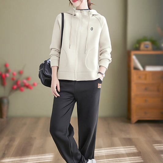Loose-Fitting Casual Sportswear
