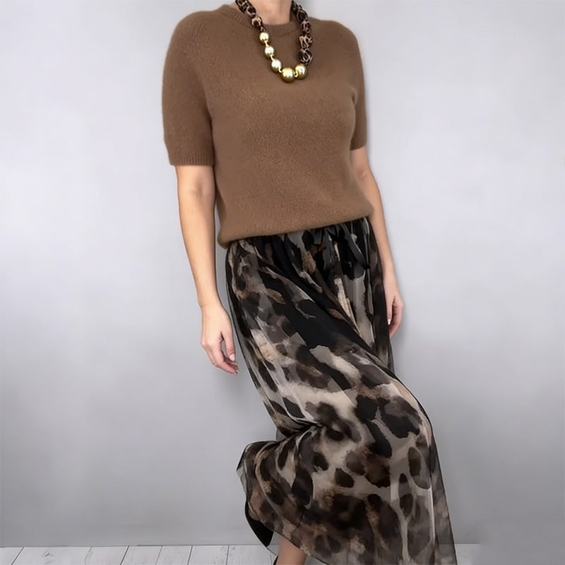 🔥Women's Two-Piece Sweater & Leopard Flowy Skirt Set